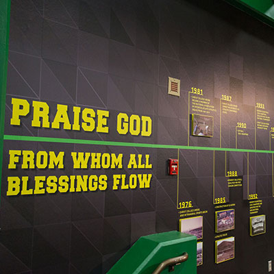 [describe the thumbnail]